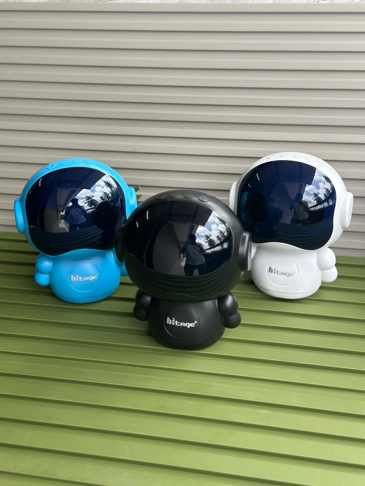 Hitage Robo Bluetooth Speaker – Portable Wireless Speaker with RGB Lights & Powerful Sound